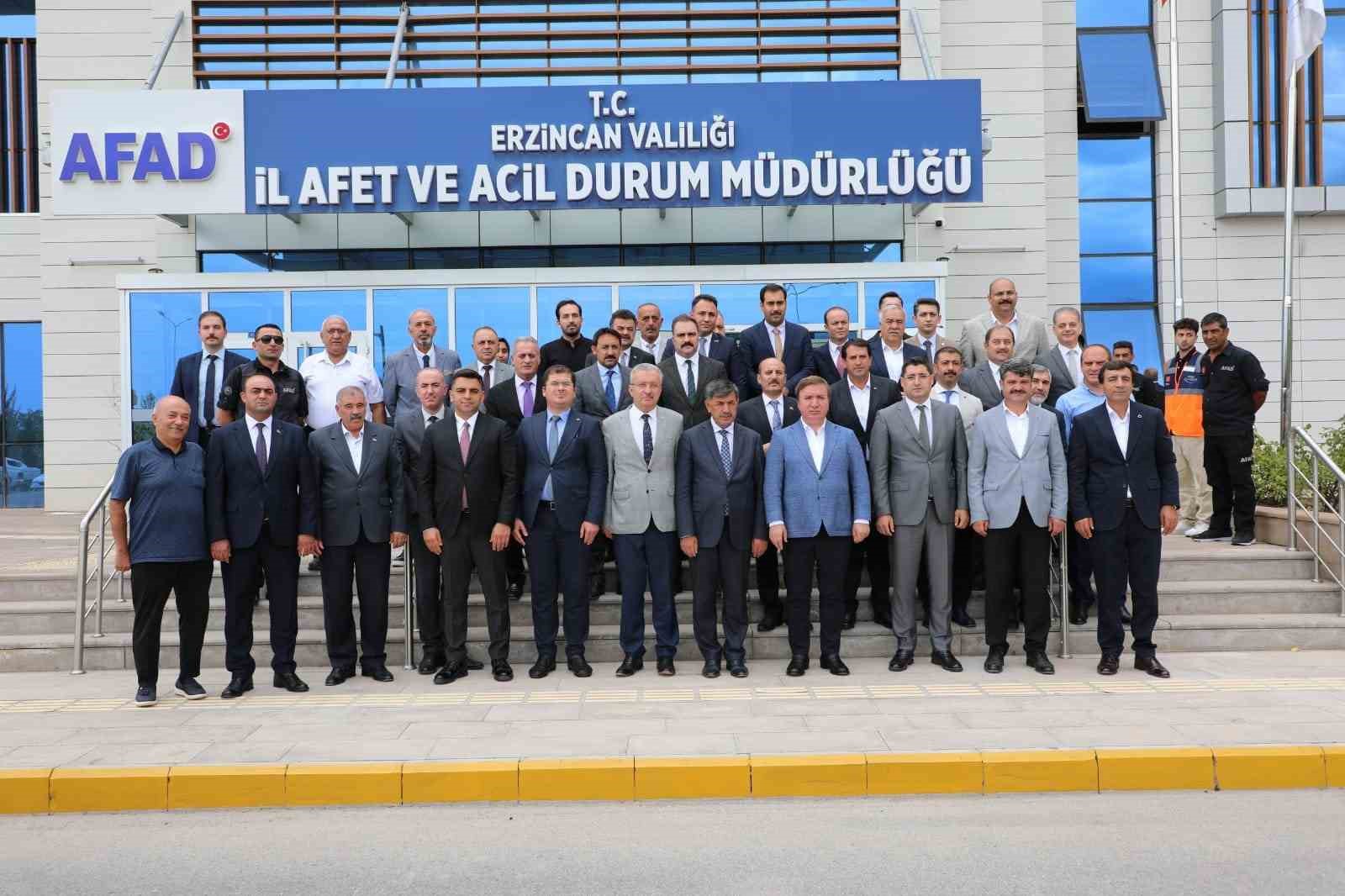 &ldquo;Erzincan Tanıtım G&uuml;nleri&rdquo; programı kapsamında hazırlıklar s&uuml;rd&uuml;r&uuml;l&uuml;yor
