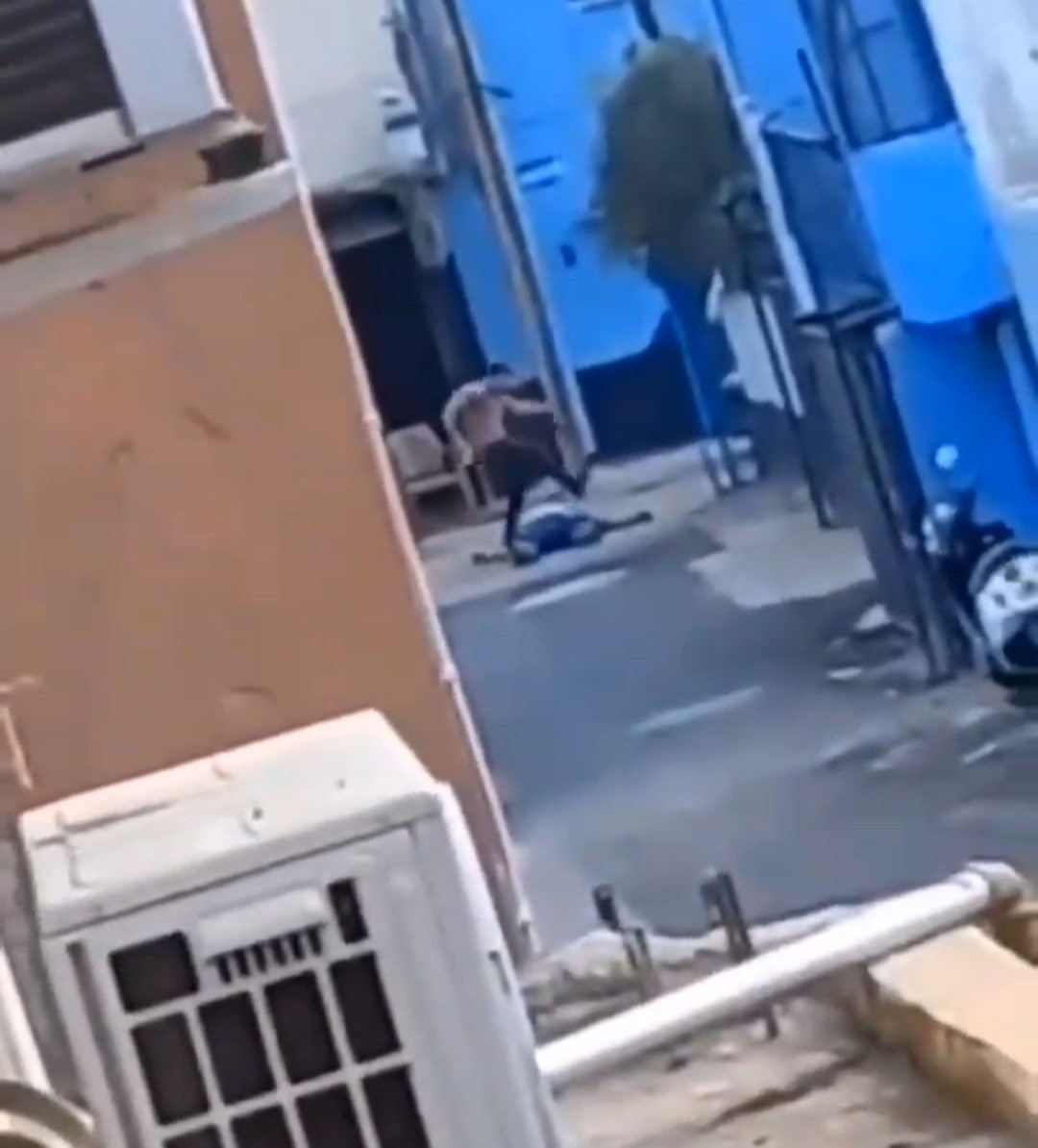 Eski eşinin başka erkekle fotoğrafını g&ouml;rd&uuml;, dehşet sa&ccedil;ıp kayınbabasını &ouml;ld&uuml;rd&uuml;
