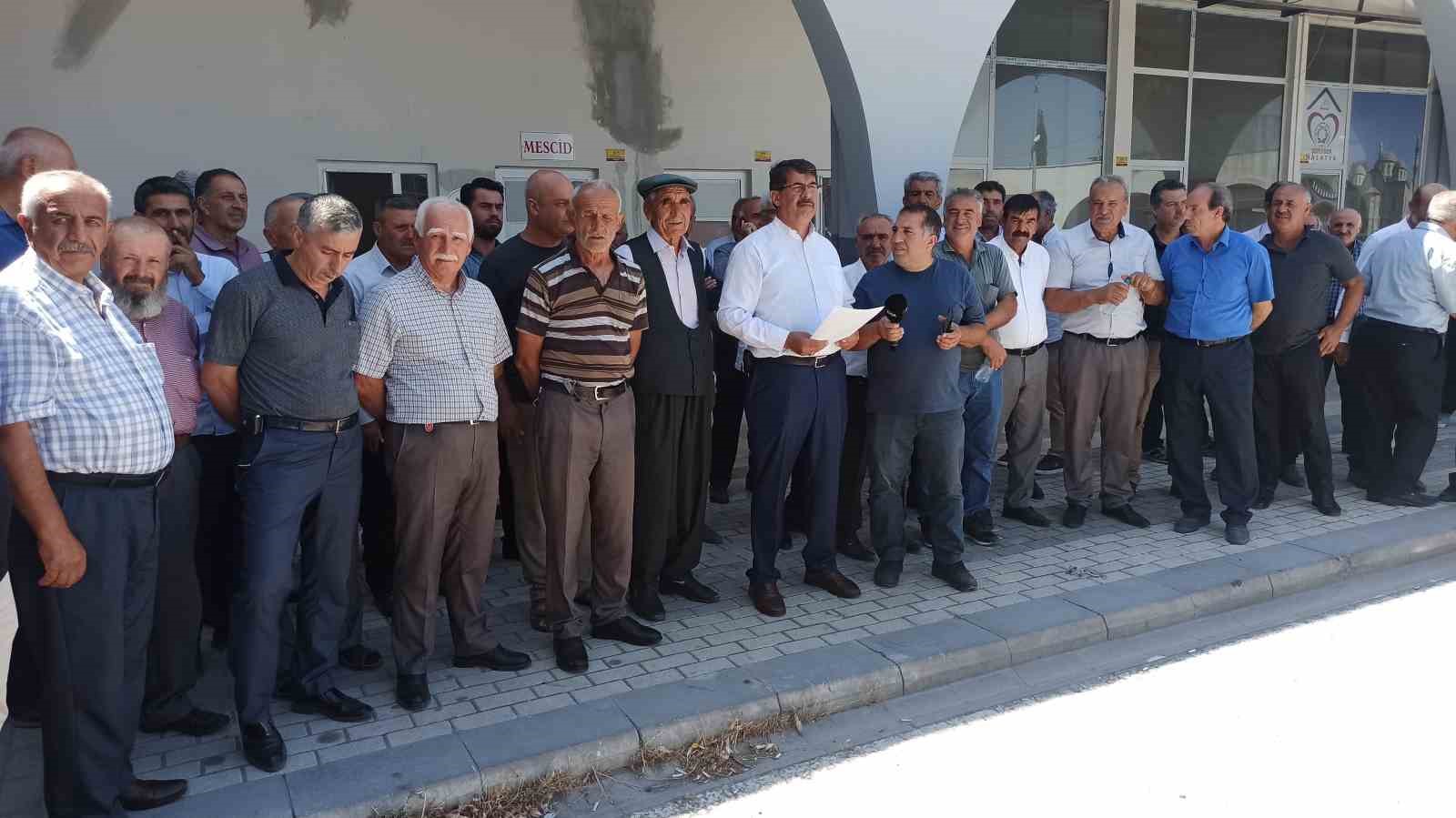Ge&ccedil;en yıla oranla alım fiyatları d&uuml;şen kayısıda &uuml;retici fiyatlara m&uuml;dahale istiyor

