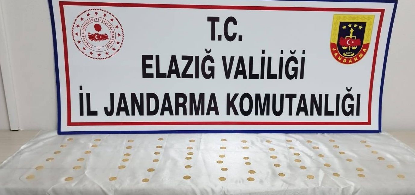 Elazığ’da altın ve tarihi eser niteliği taşıdığı değerlendirilen 70 adet sikke ele geçirildi