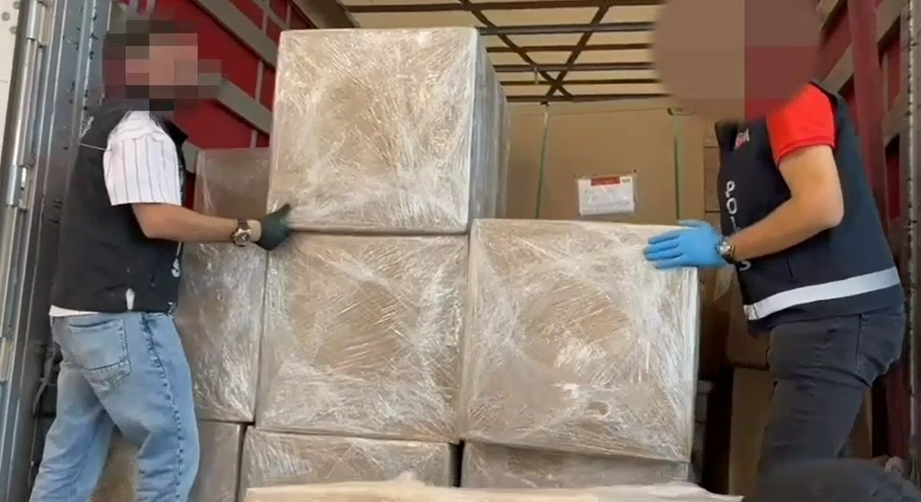 Edirne&rsquo;de 266 kilo uyuşturucu yakalandı
