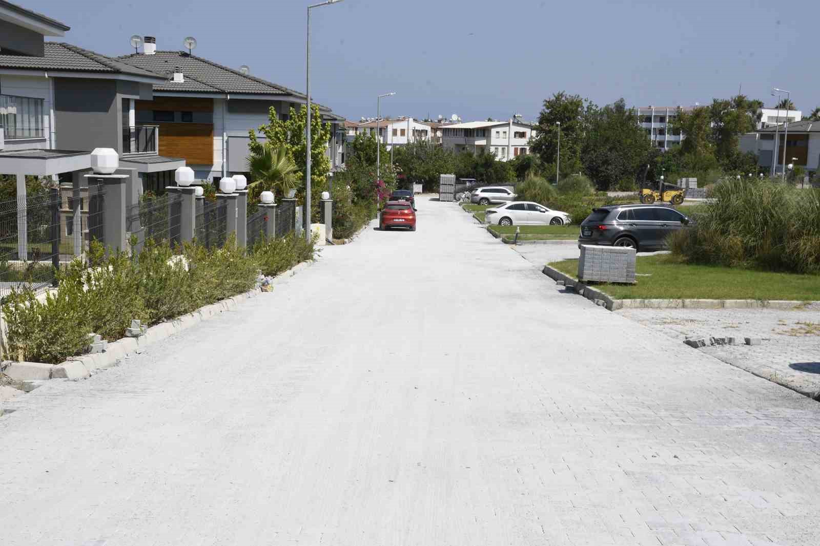 Kuşadası Belediyesi&rsquo;nin G&uuml;zel&ccedil;amlı Mahallesi&rsquo;ndeki &ccedil;alışmaları hız kesmiyor
