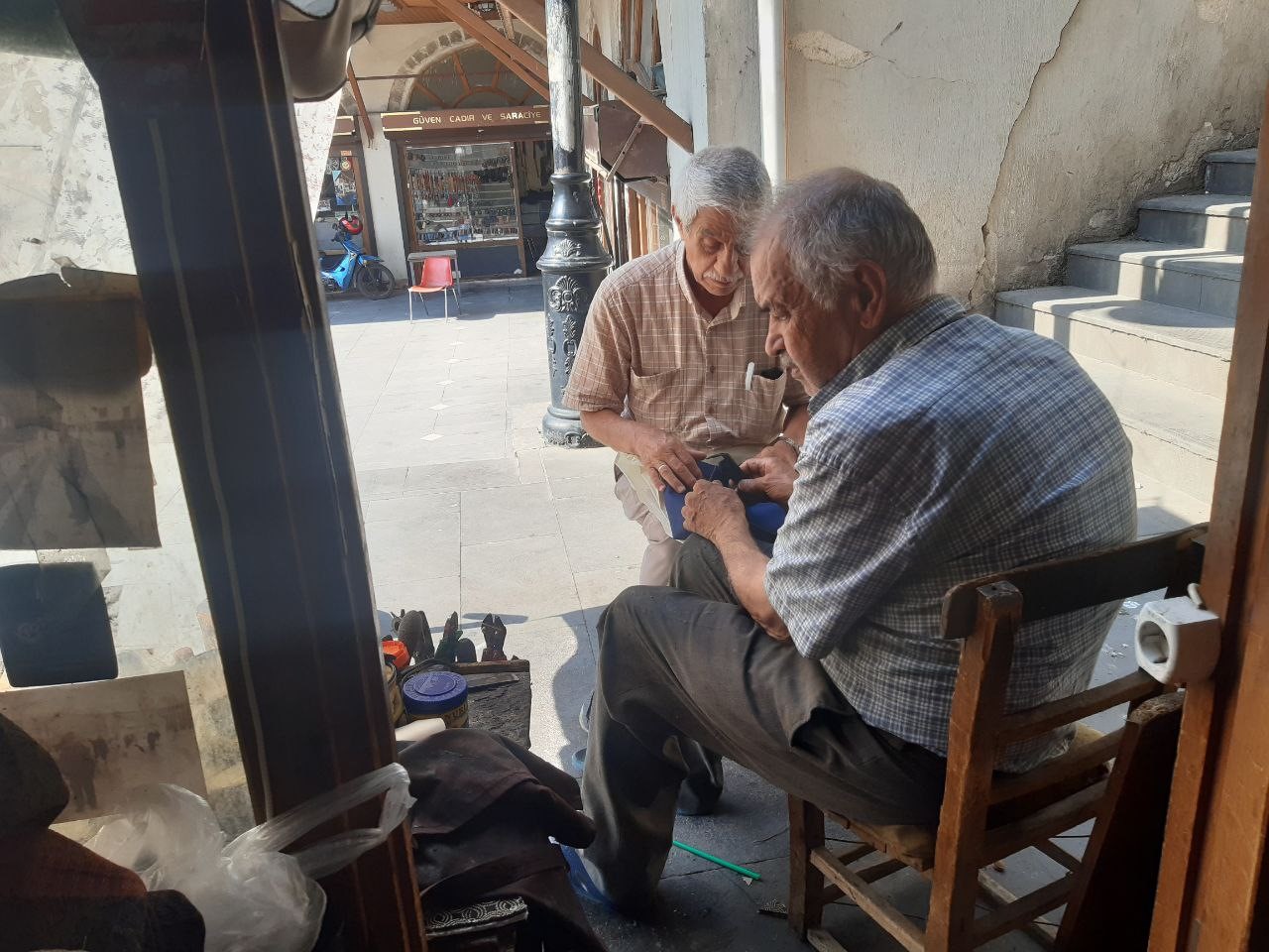 Kahramanmaraş’ın tek top tamircisi