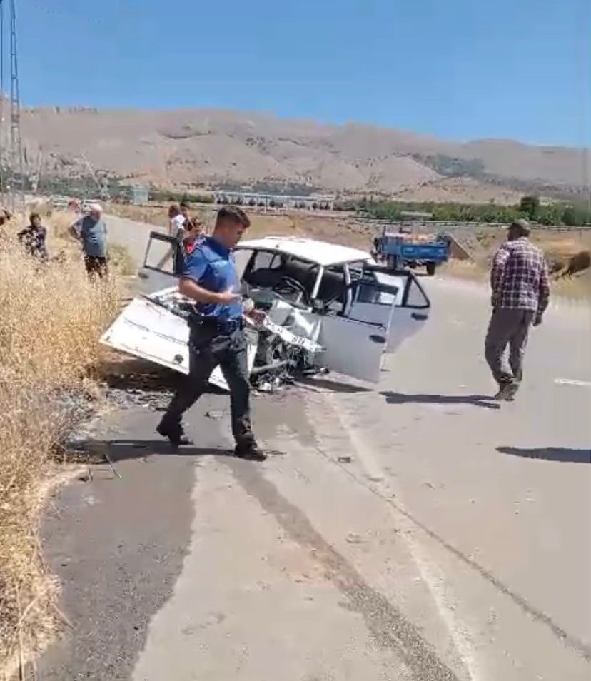 Elazığ’da trafik kazası: 3 yaralı