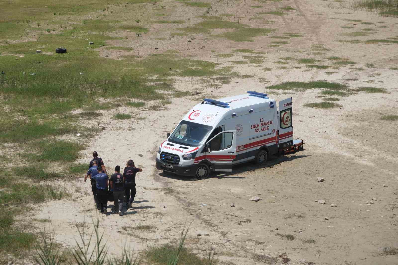 Göle düşen otomobilden 16 yaşındaki Batuhan’ın cesedi çıkartıldı