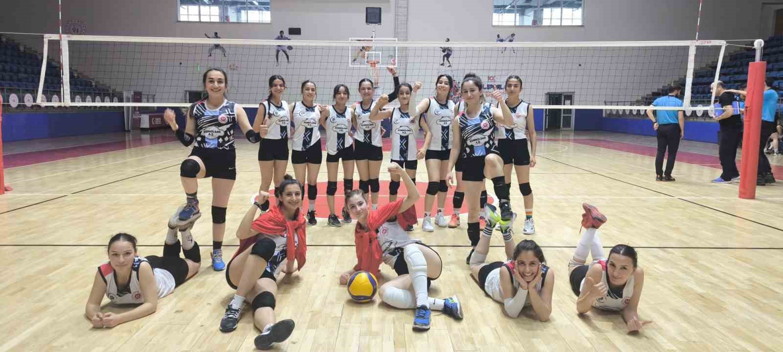 Hakkari&rsquo;de ilk defa bir &ouml;ğrenci Ankara TVF Spor Lisesine yerleşti
