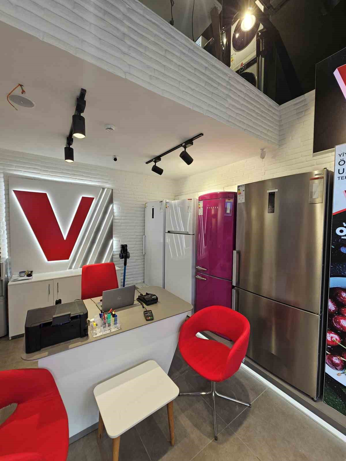 Vestel Balıkesir&rsquo;de yeni ekspres mağazasını a&ccedil;tı
