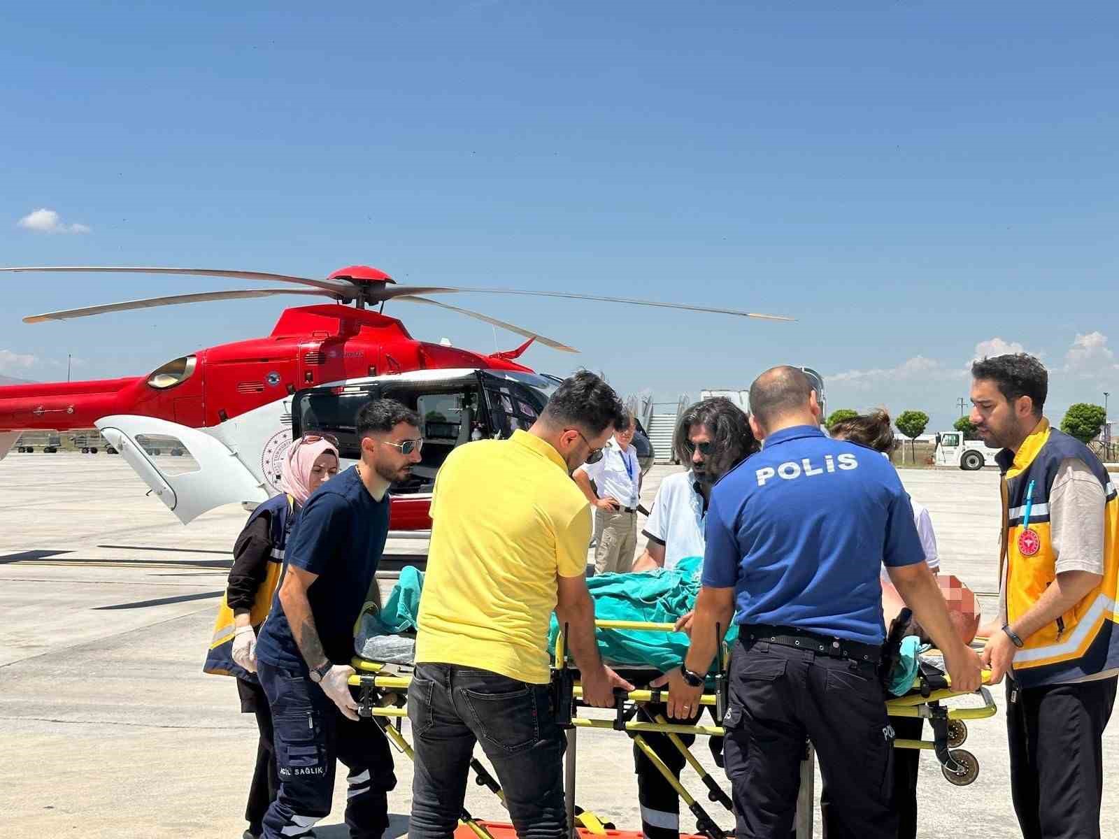 78 yaşındaki hasta ambulans helikopterle Adana’ya sevk edildi