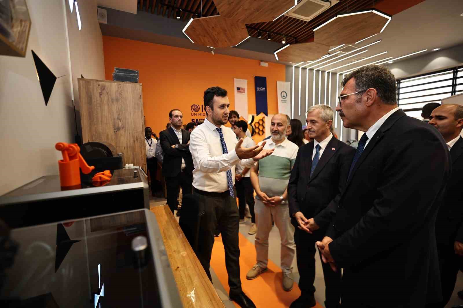 Şahinbey’de Uyum ve İnovasyon Merkezi açıldı