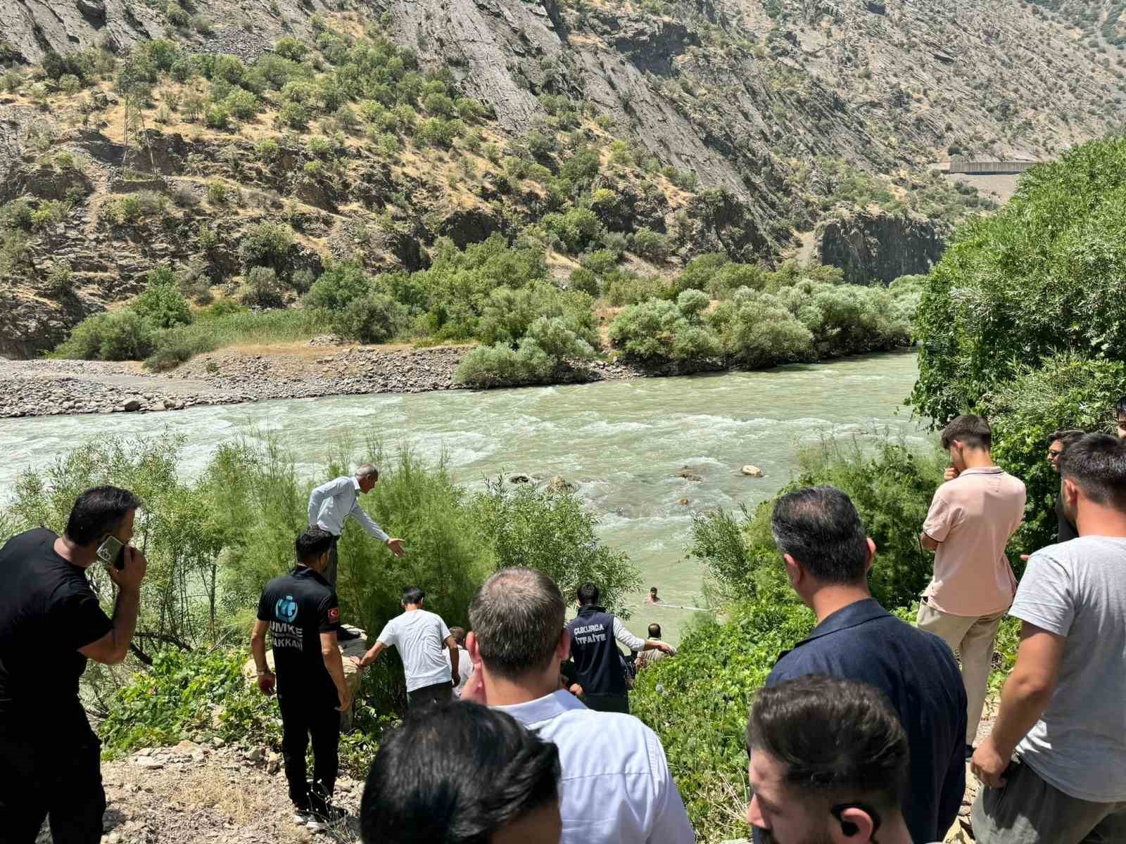 Zap Suyu&rsquo;na d&uuml;şen korucunun cansız bedeni bulundu

