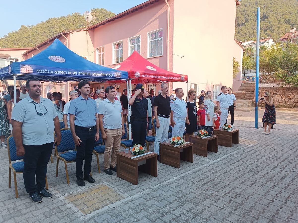 Fethiye’de 100. Yıl Sahil Güvenlik Kupası Yelken ve Kürek Yarışları düzenlendi
