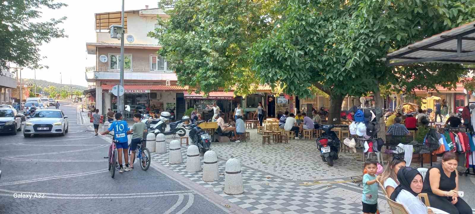 &Ccedil;anakkale&rsquo;deki depremde hasar ya da ihbar bulunmuyor
