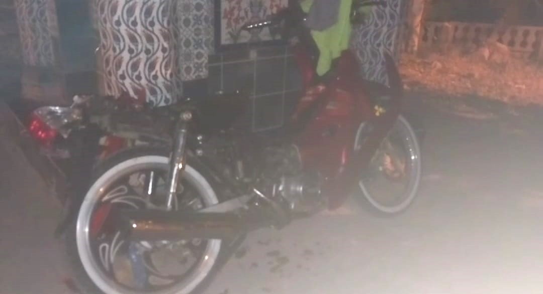 Tavşanlı&rsquo;da motosiklet ile otomobil &ccedil;arpıştı: 1 yaralı
