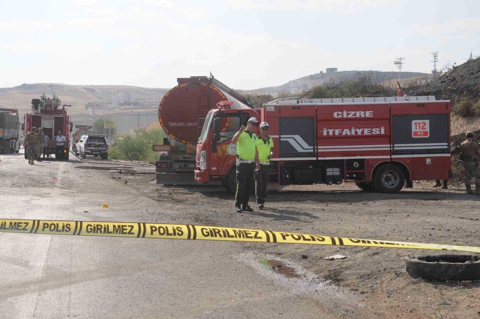 Şırnak’ta karşı şeride geçen hafriyat kamyonu tır ile çarpıştı: 1 ölü, 1 yaralı 