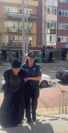 Dolar ve euroları çalarken suçüstü yakalandılar, ne yapacakları şaşırdılar
