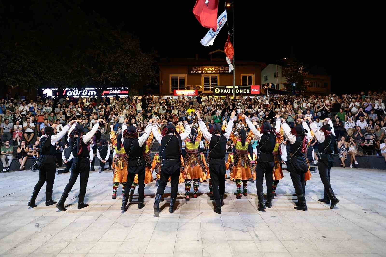 D&uuml;nya k&uuml;lt&uuml;rleri Denizli&rsquo;de buluşuyor
