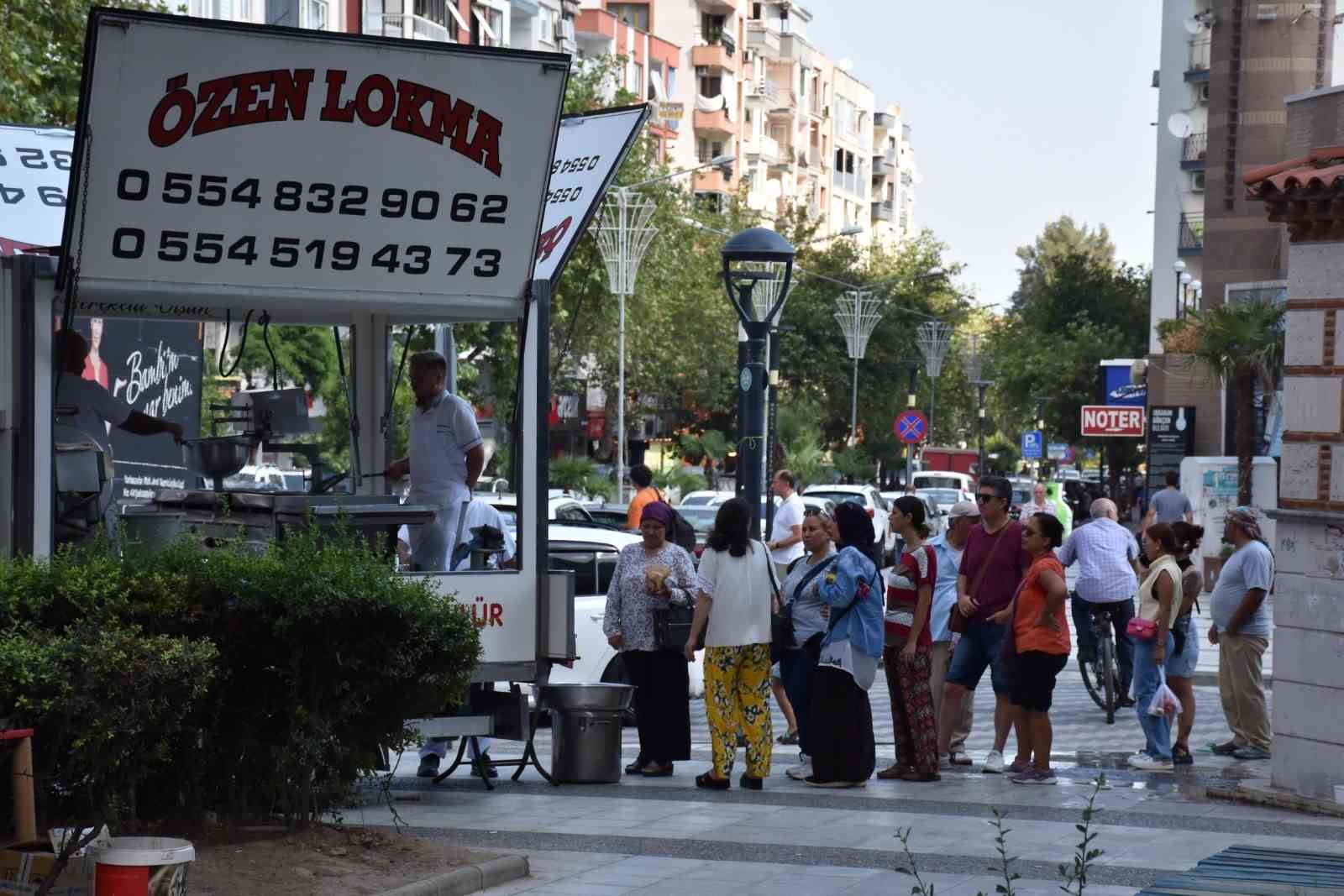 Manisa’da hayatını kaybeden gazeteciler için lokma hayrı
