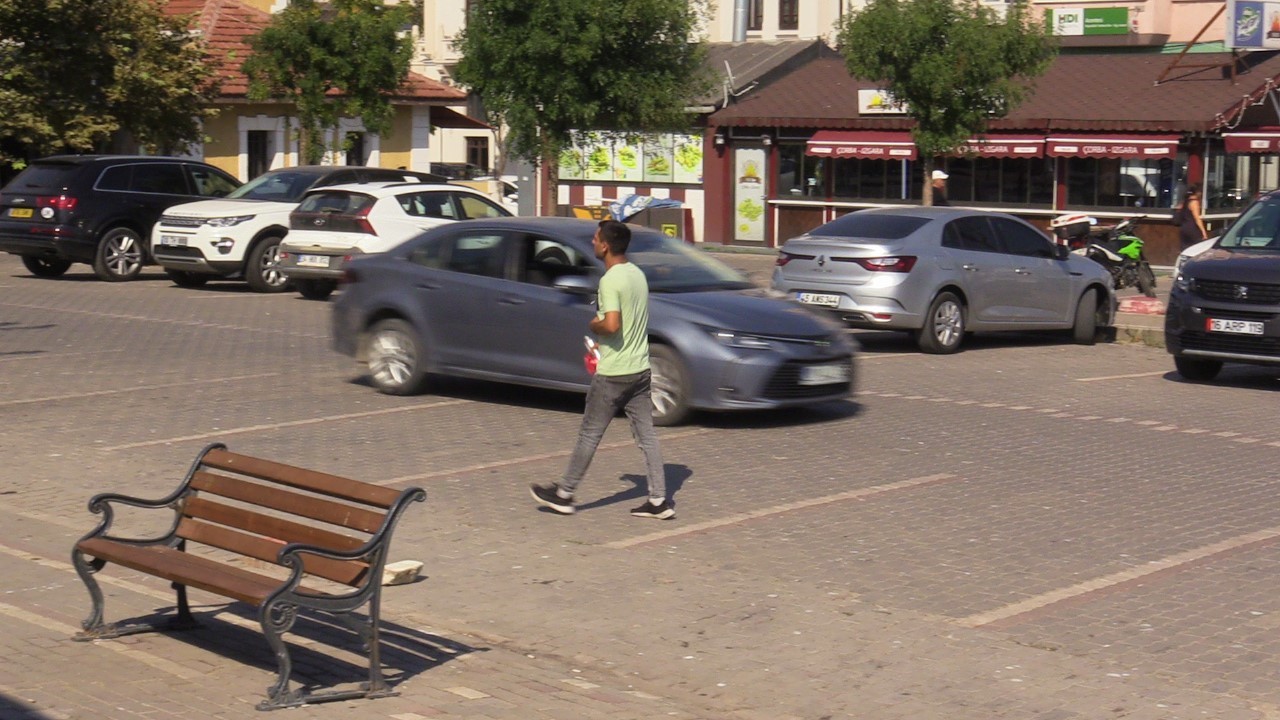 Bandırma&rsquo;da "Askere gidiyoruz" diyerek dolandırıyorlar
