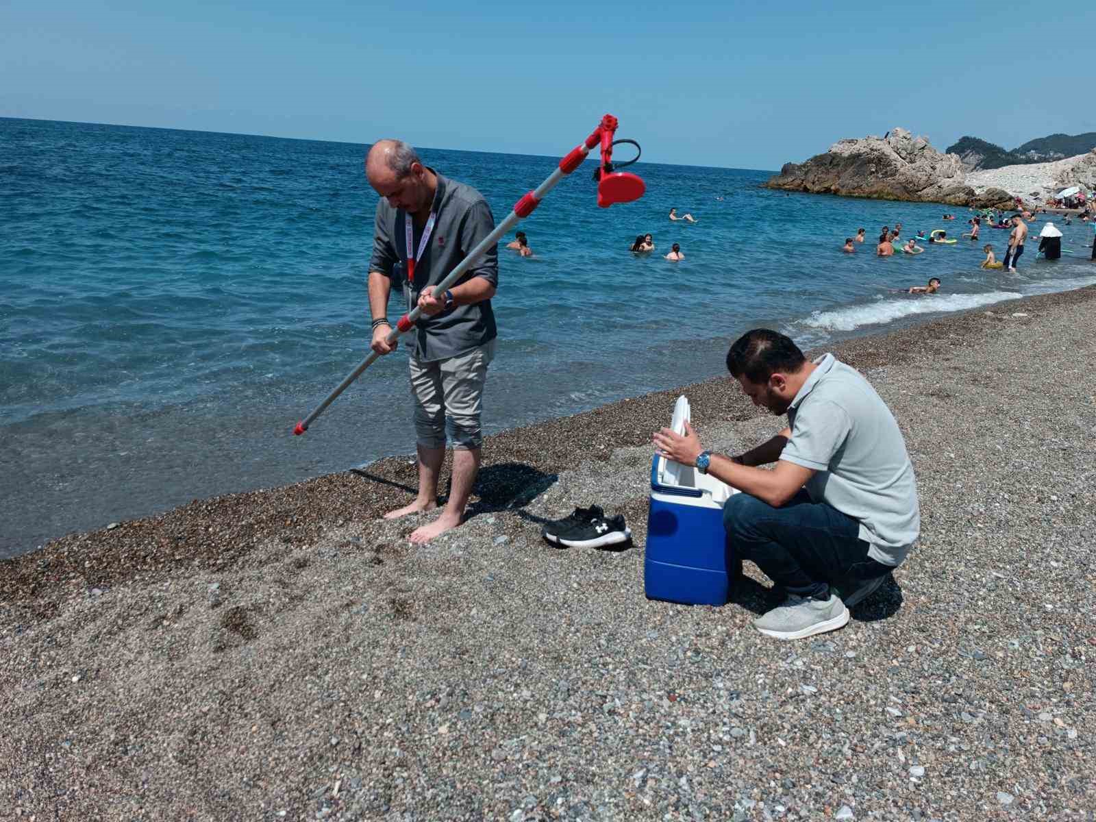 Zonguldak’ta deniz suyundan numuneler alındı