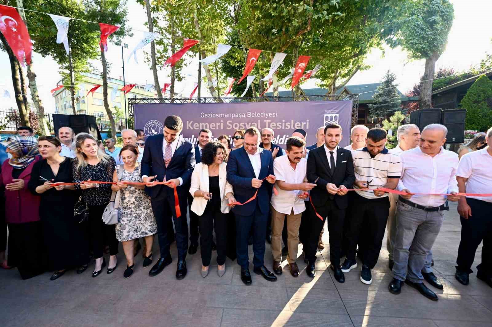 Gaziosmanpaşa Belediyesi Su Kemeri Sosyal Tesisleri hizmete a&ccedil;ıldı
