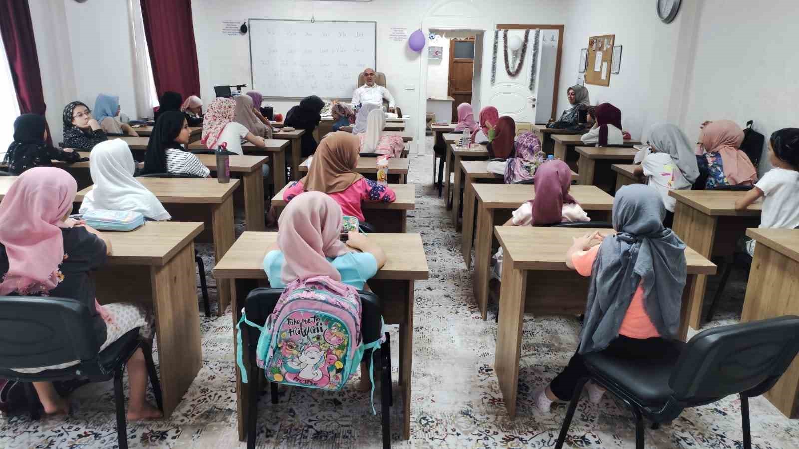 Afyonkarahisar&rsquo;da Mahremiyet ve &Ccedil;evre Bilinci semineri
