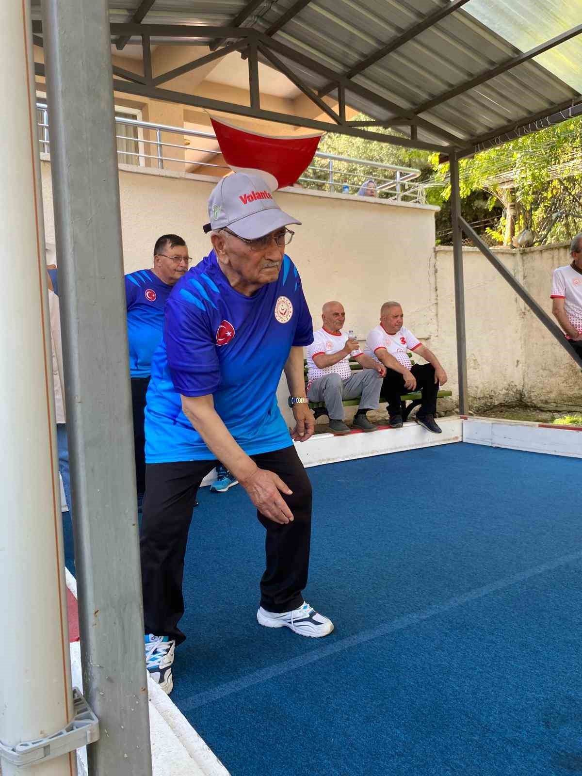 Bocce şampiyonasında kazanan dostluk oldu