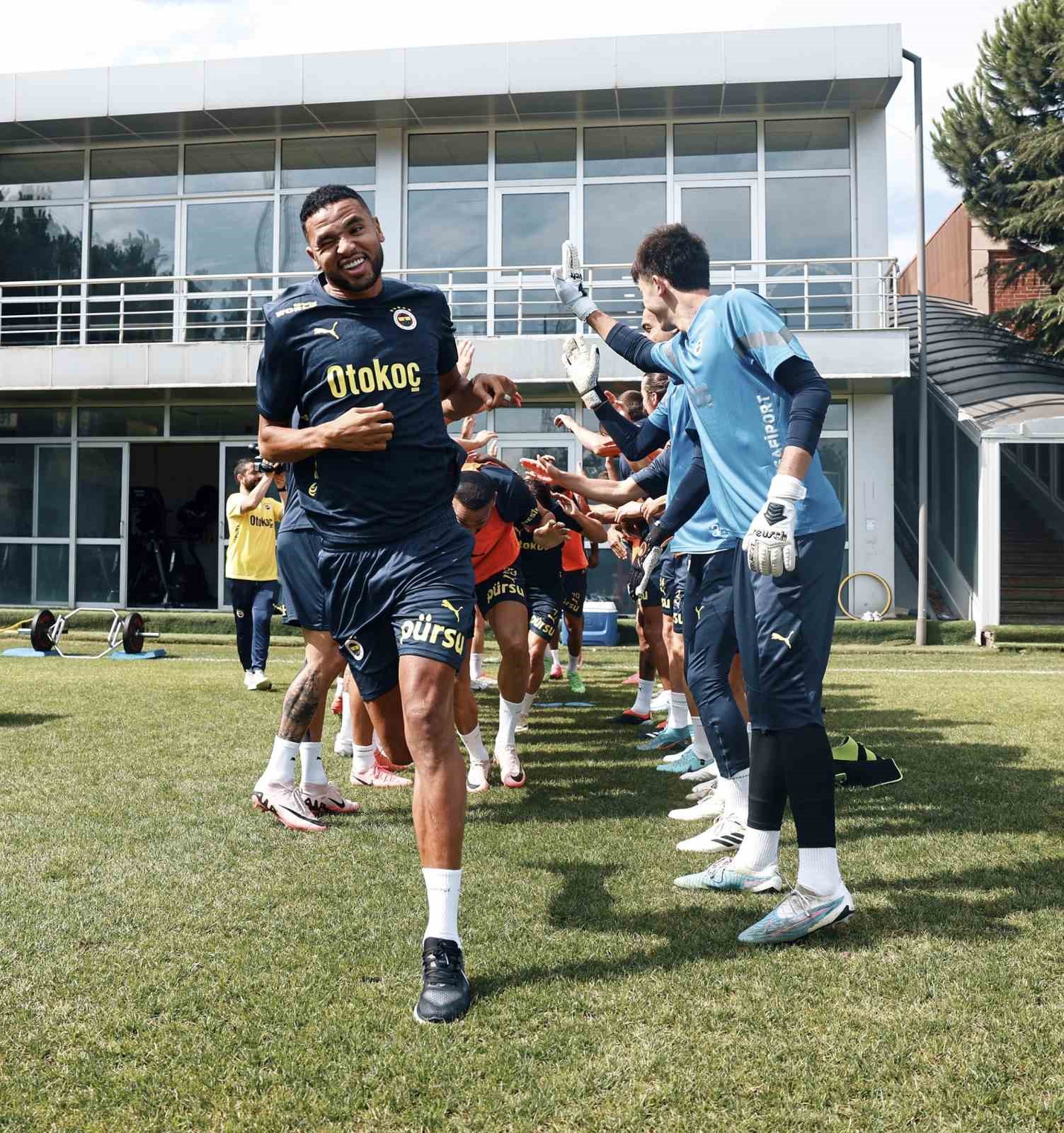 Fenerbahçe, FC Lugano maçı hazırlıklarına başladı
