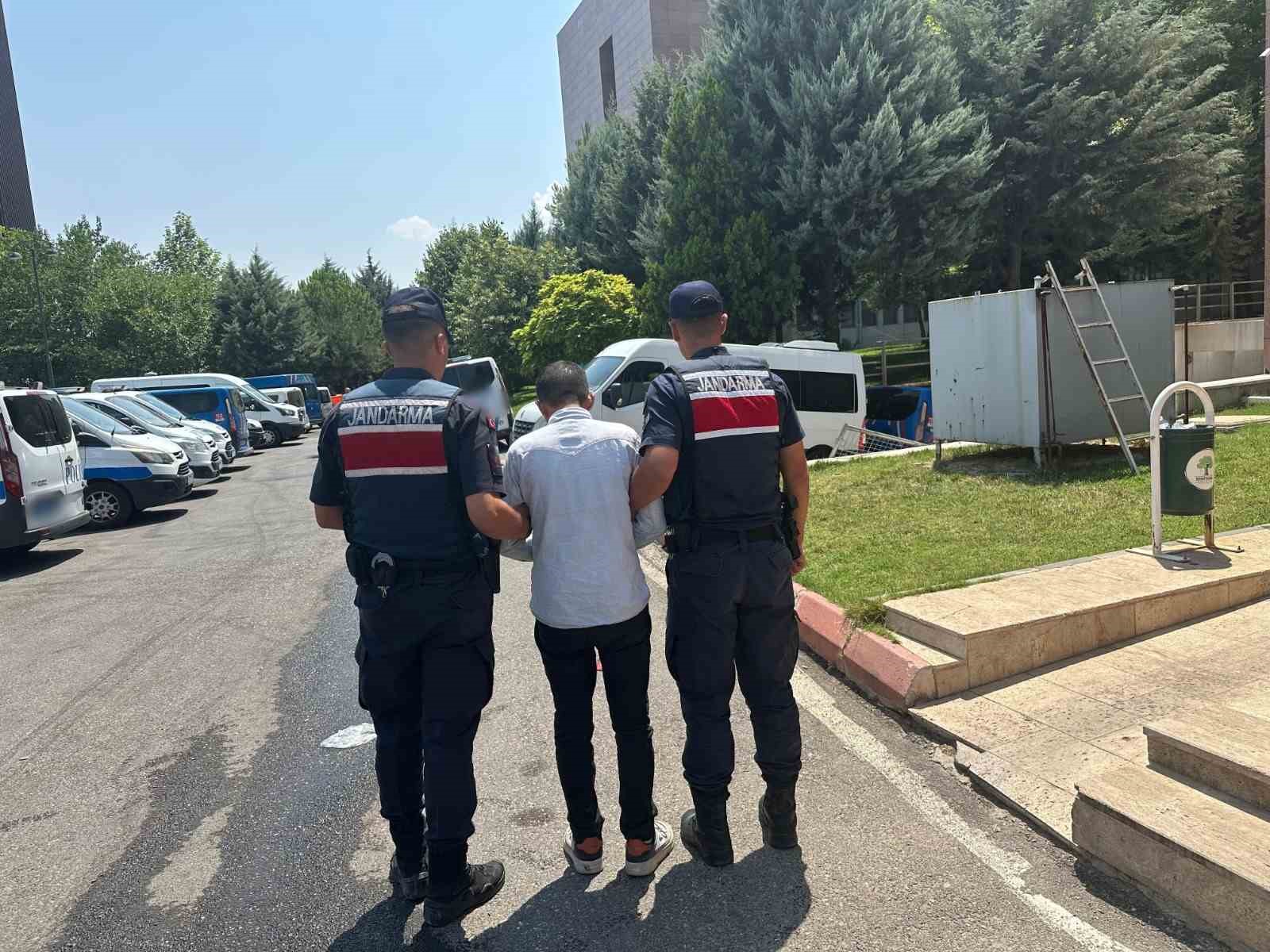 Tehdit suçundan kesinleşmiş cezası bulunan firari yakalandı