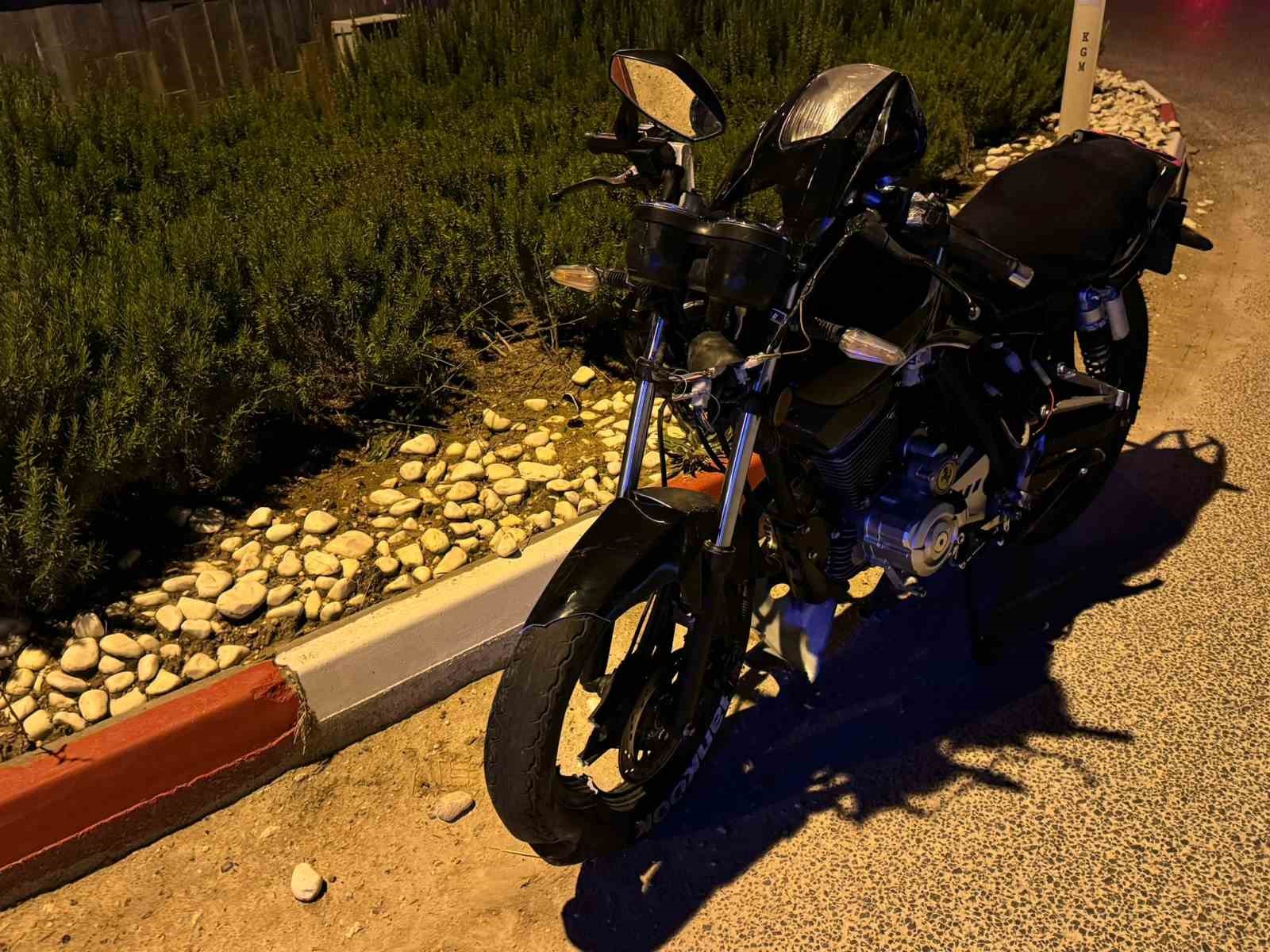 Bilecik’te otomobile çarpan motosiklet sürücüsü yaralandı