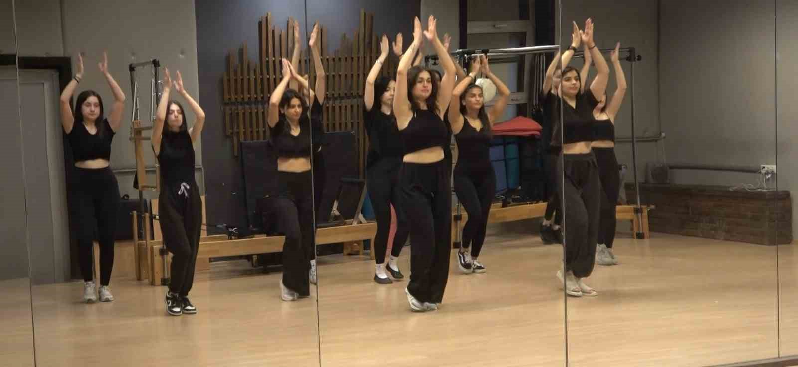 (&Ouml;ZEL) Okumak i&ccedil;in geldiği Bilecik&rsquo;te hayalini ger&ccedil;ekleştirdi
