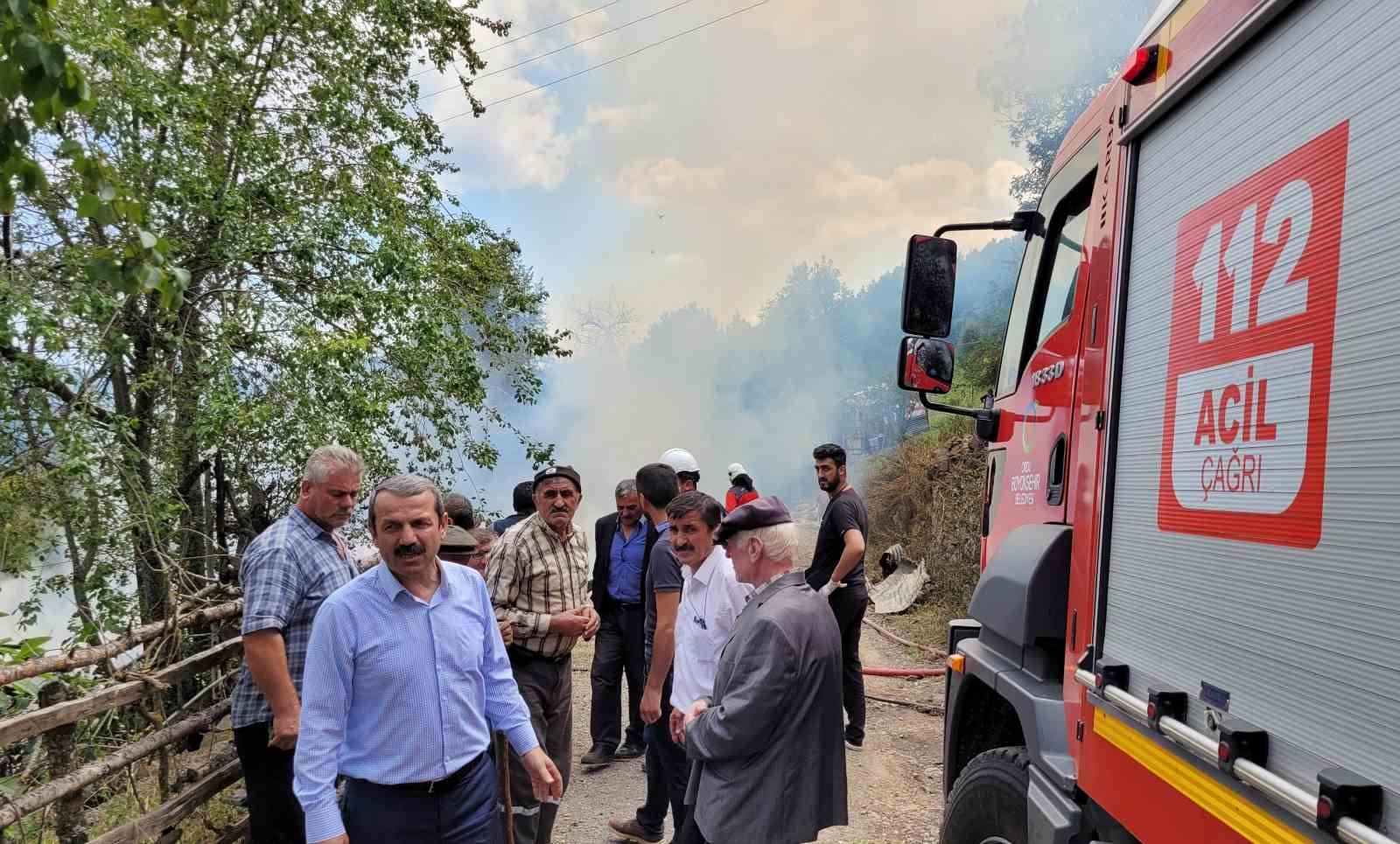 Ordu’da elektrik kontağından çıkan yangın bir evi küle çevirdi
