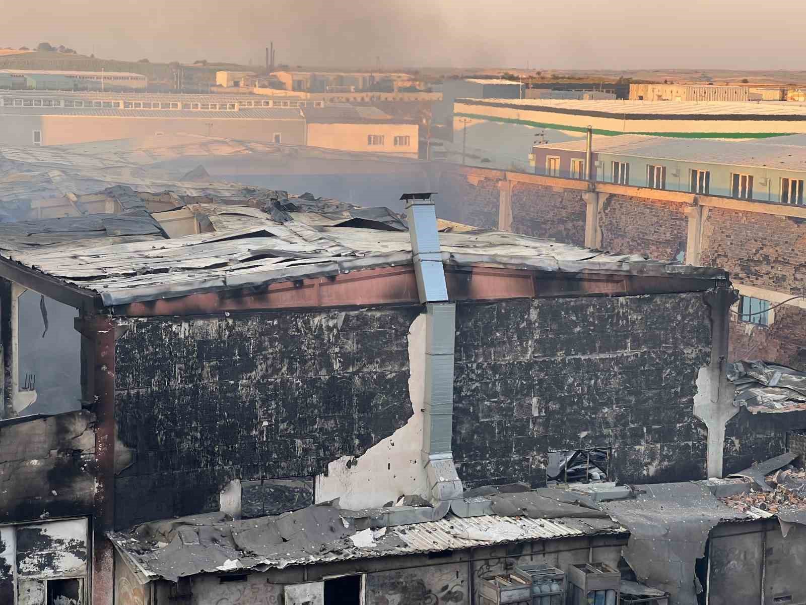 Tekirdağ&rsquo;daki fabrika yangını s&ouml;nd&uuml;r&uuml;ld&uuml;
