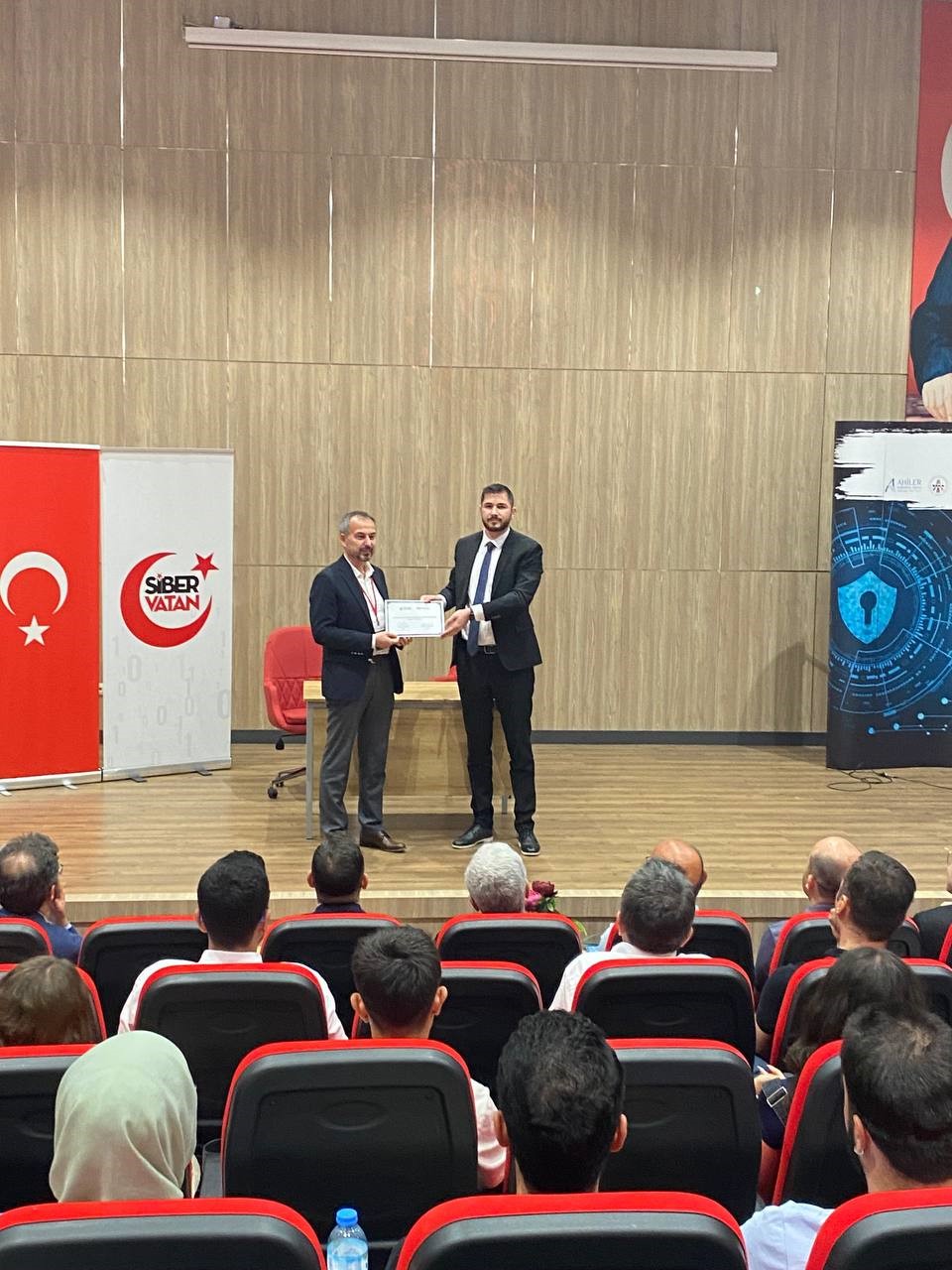 Kalkınma Ajansları Siber Vatan Bootcamp etkinliğinin kapanış ve sertifika t&ouml;reni yapıldı
