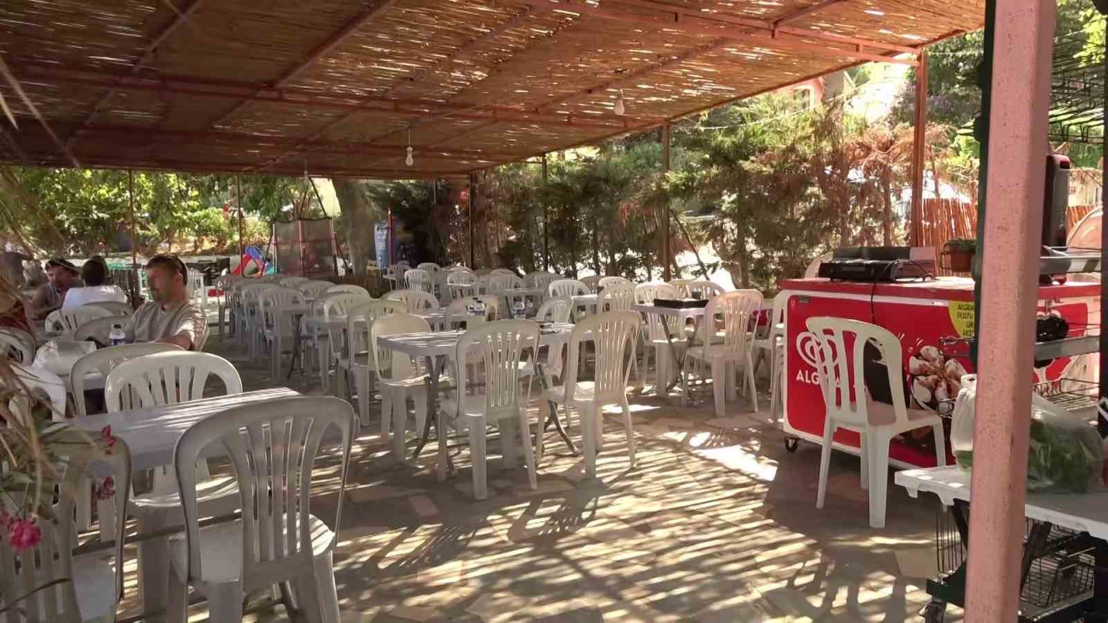 Erdek Belediyesi, Milli Emlak&rsquo;a ait alanı kendi alanı gibi kiraladı
