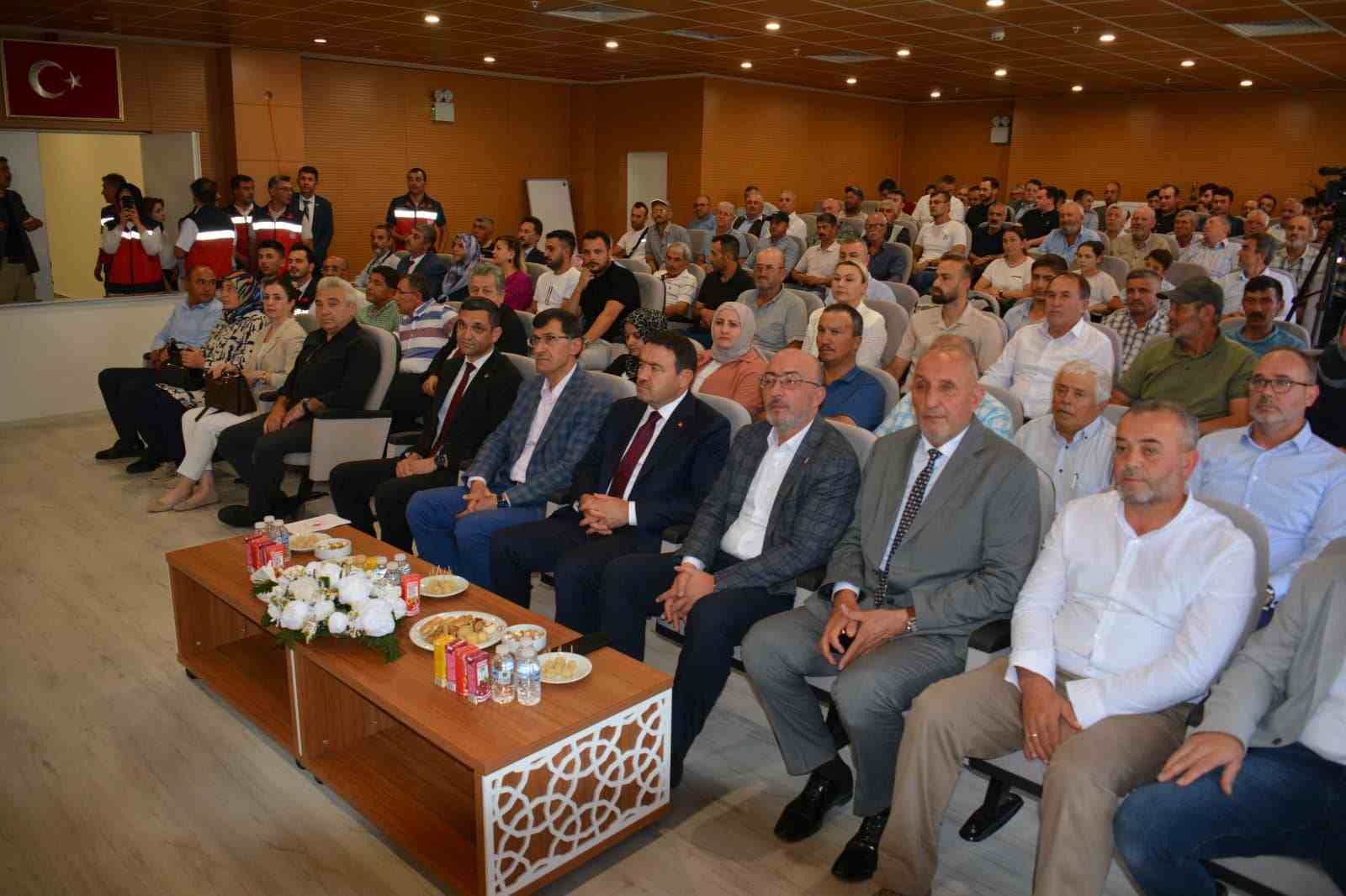 K&uuml;tahya&rsquo;da 103 projeye 75 milyon TL&rsquo;lik hibe
