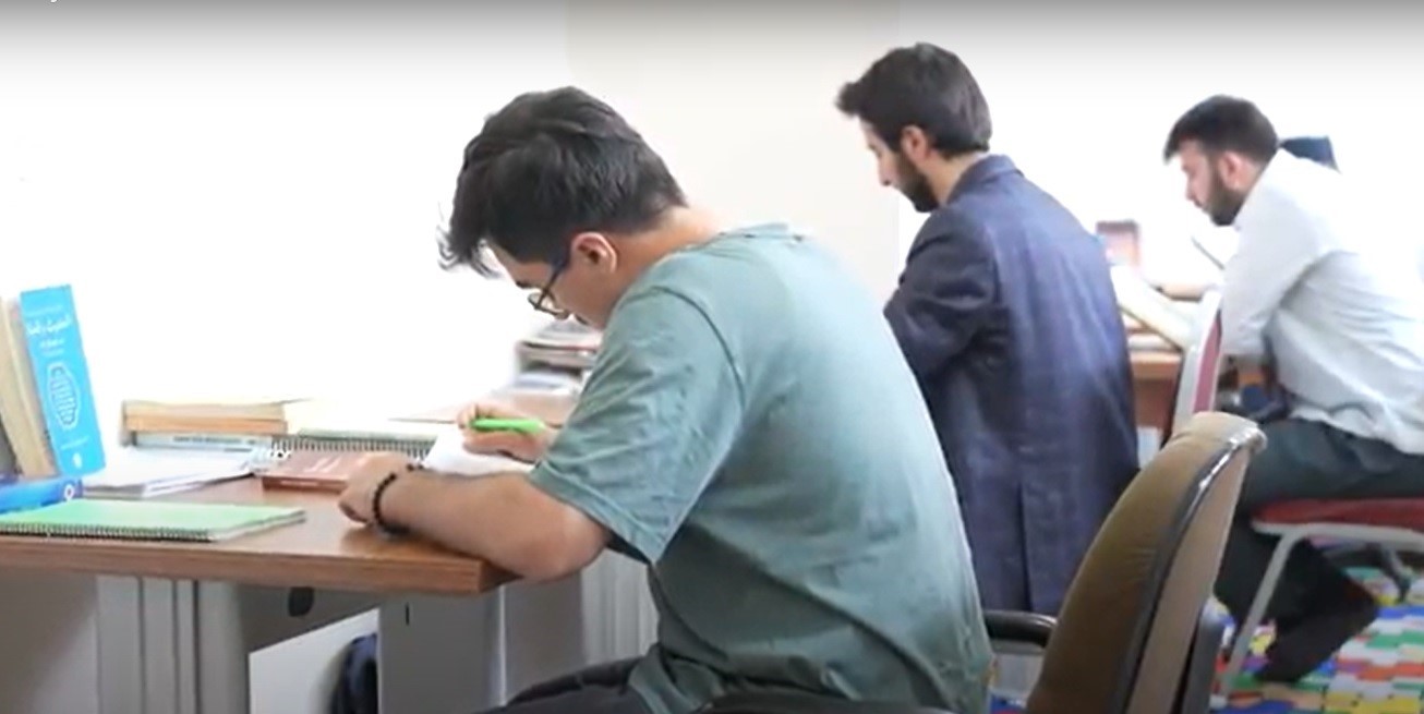 İlahiyat Akademiyle geleceğin ilahiyat&ccedil;ıları yetişiyor
