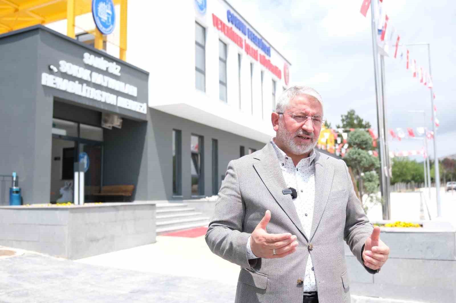 Sahipsiz sokak hayvanları d&uuml;zenlemesinde &Ccedil;orum bir adım &ouml;nde başlıyor
