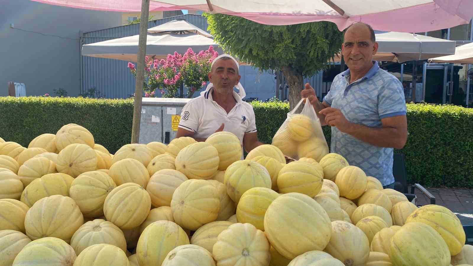 G&ouml;nen kavunu tezgahlarda
