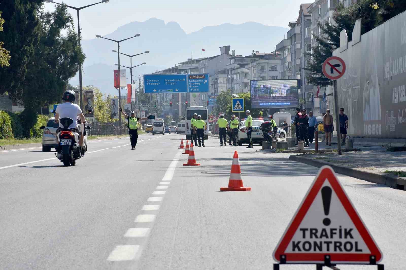 Ordu’da bir haftada 13 binden fazla araç ve sürücüsü denetlendi