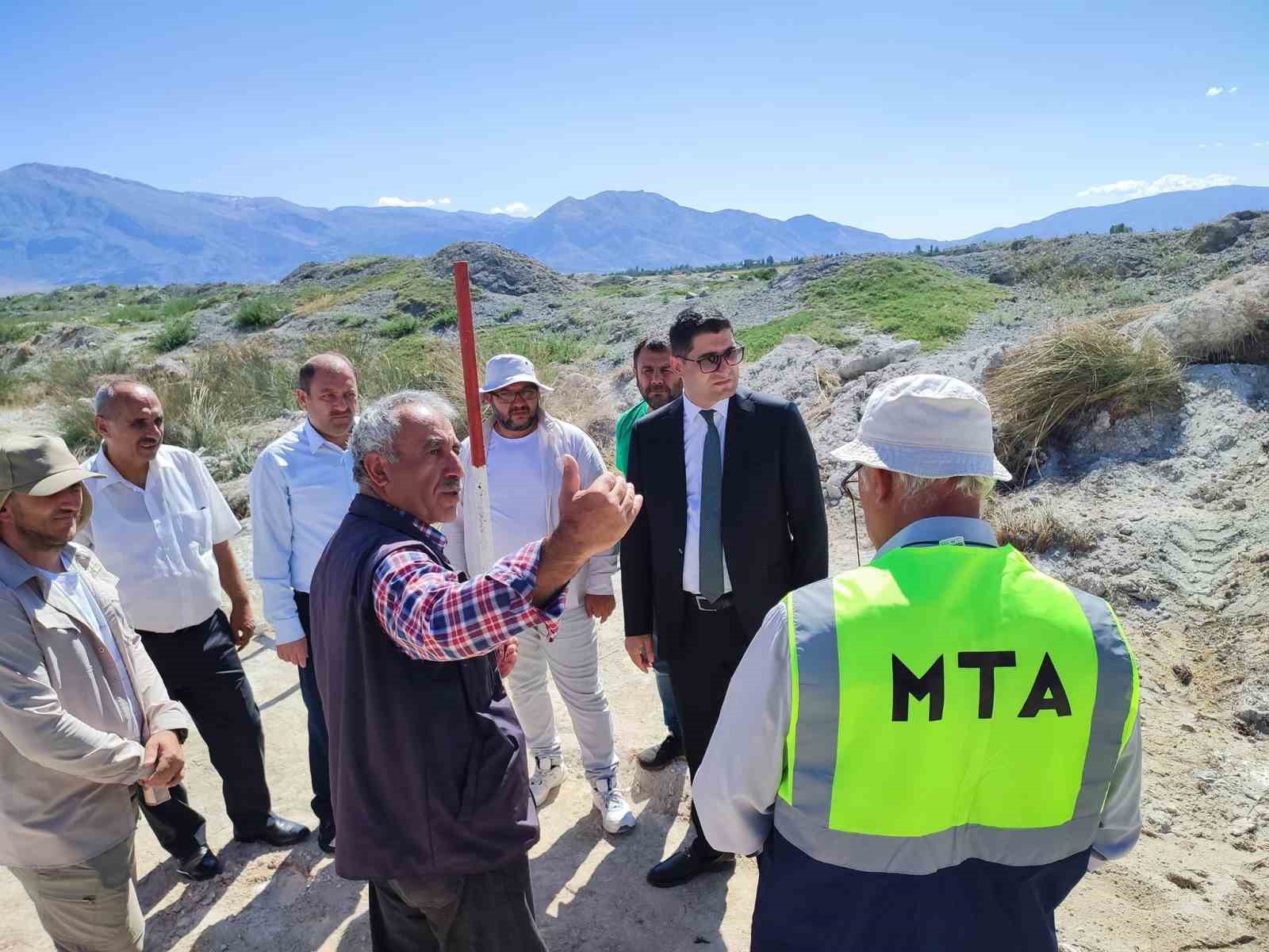 Jeofizik et&uuml;d &ccedil;alışmaları yerinde incelendi
