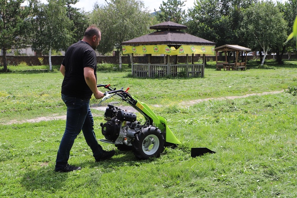 Ardahan Belediyesi’nden çevre temizliği