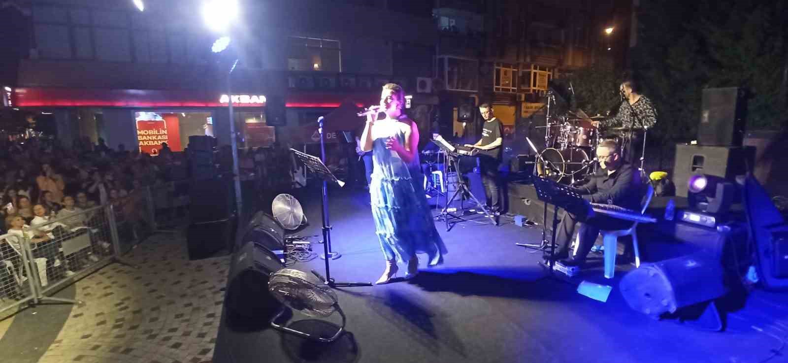 Devrek&rsquo;te yaz şenlikleri kesintisiz ediyor
