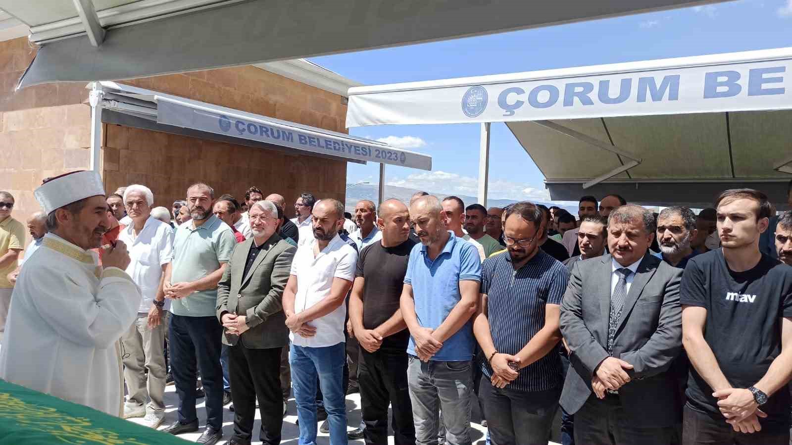 &Ccedil;orum&rsquo;da İsmail Heniye i&ccedil;in gıyabi cenaze namazı kılındı
