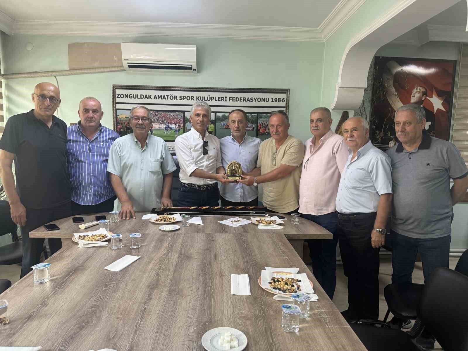 Türkiye Amatör Spor Kulüpleri Konfederasyonu Başkanı Ali Düşmez: "Sporda tasarruf olmaz"