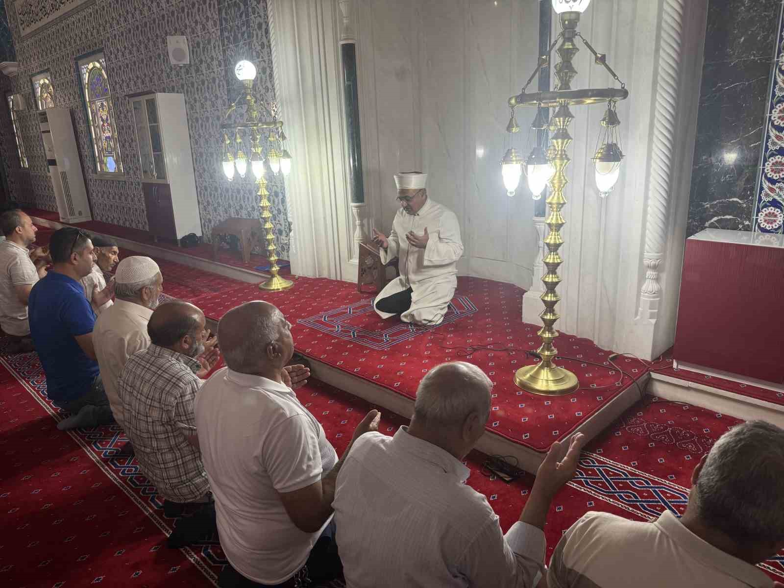 Iğdır’da İsmail Haniye için sela okundu, Kuranı Kerim okunarak dualar edildi