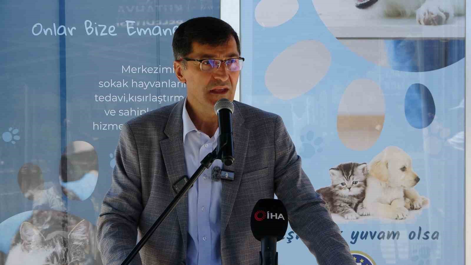 Başkan Kahveci: "K&uuml;tahya Belediyesi hayvanların yaşatılması y&ouml;n&uuml;nde gayret g&ouml;sterecektir"
