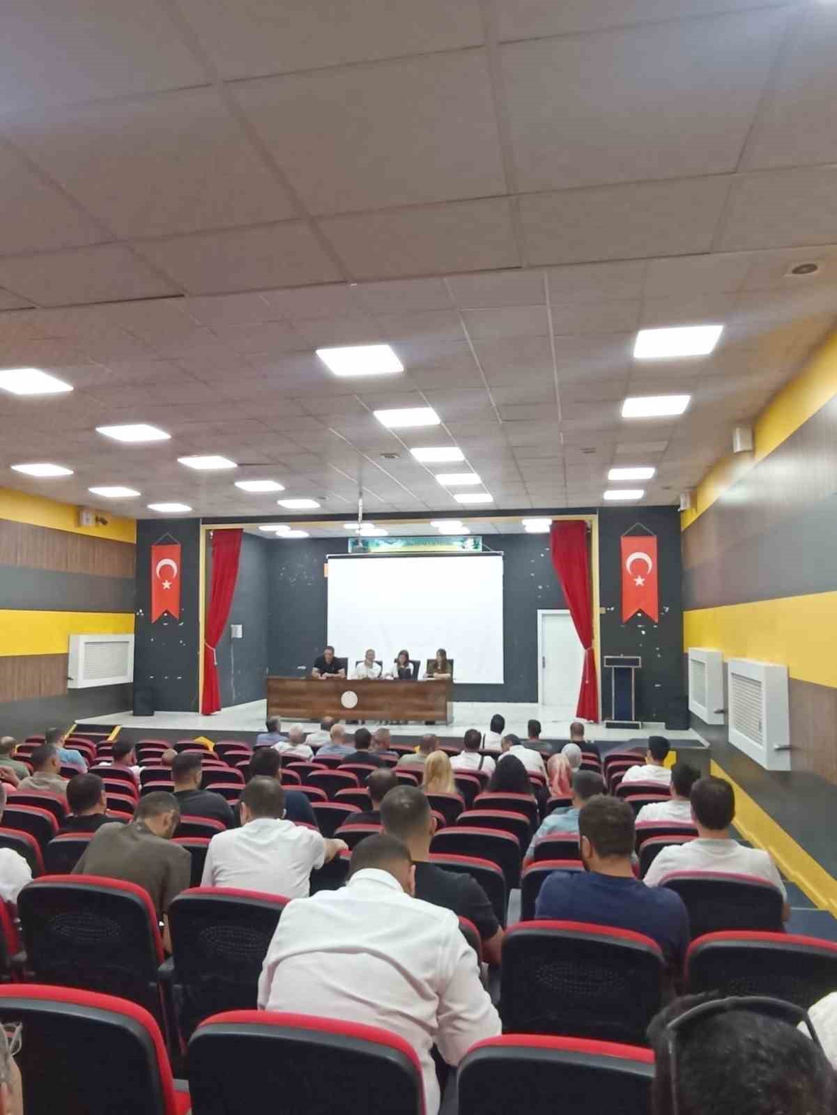 Ağrı’da okullar, yeni projelerle donatılarak güçlendirilecek
