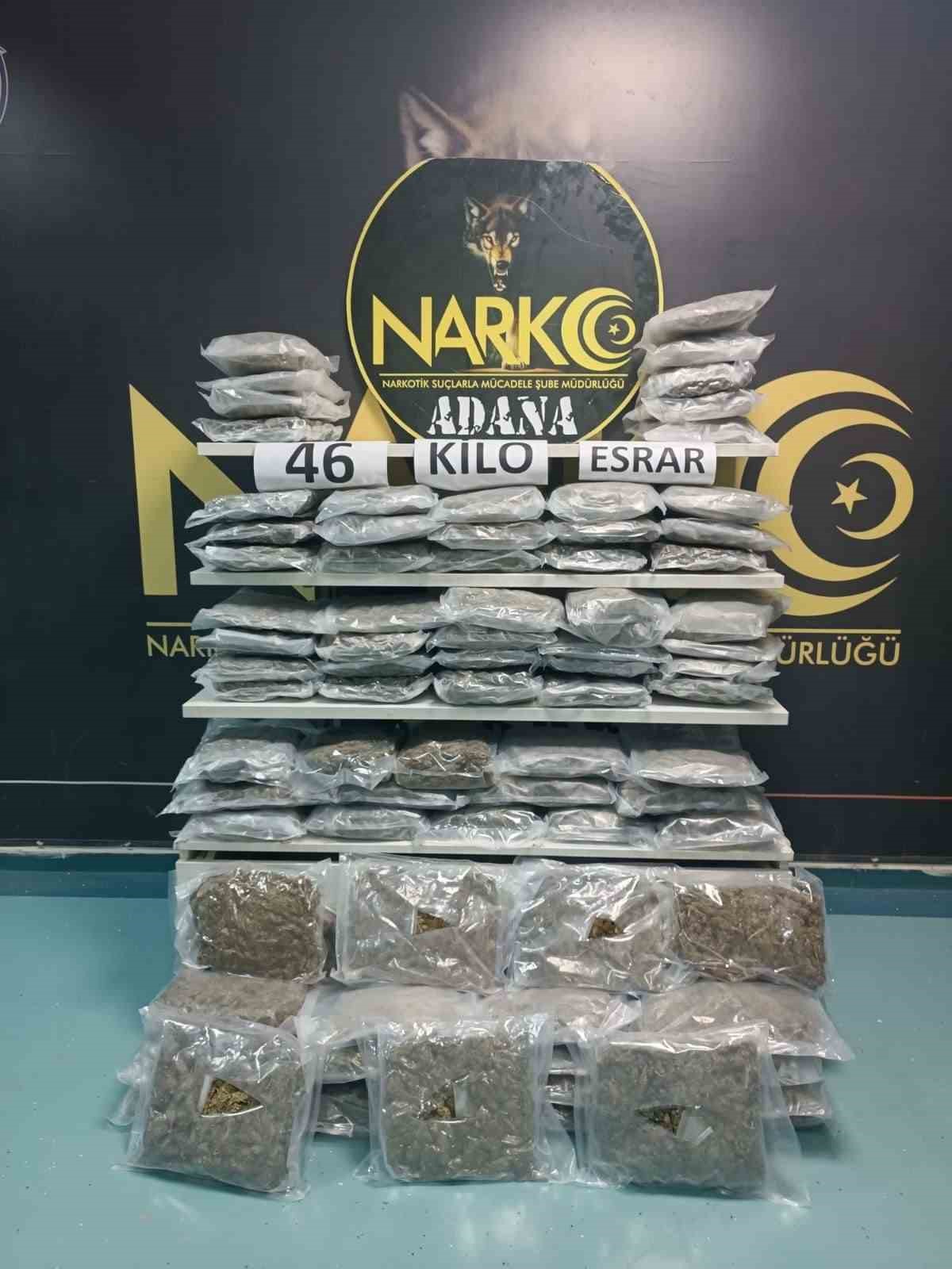 Hassas burun &lsquo;Barbara&rsquo; 46 kilogram esrarı buldu

