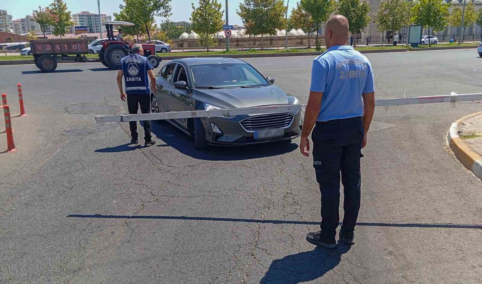 Diyarbakır&rsquo;da Zabıtadan otogarda kapsamlı denetim
