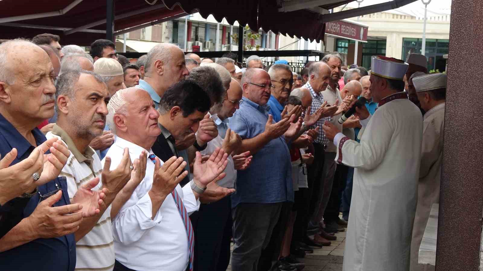 İsmail Haniye için Trabzon’da gıyabi cenaze namazı kılındı